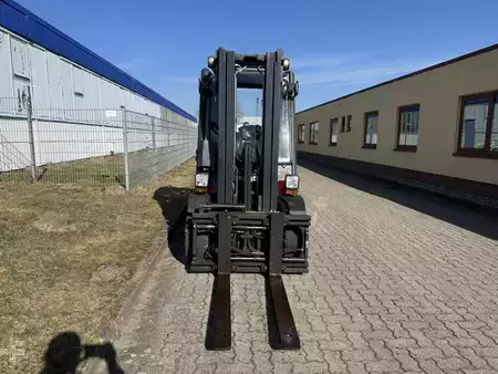 Carretilla elevadora GLP 2014  Linde H35T-02 (10)