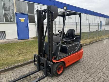 Elektro tříkolové VZV 2000  Linde E16C (1)