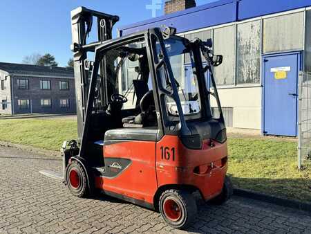 Eléctrica de 4 ruedas 2020  Linde E35HL-01 387 (2)