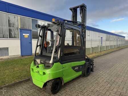 Elektro čtyřkolový VZV 2018  Linde E35L-01 387 (3)