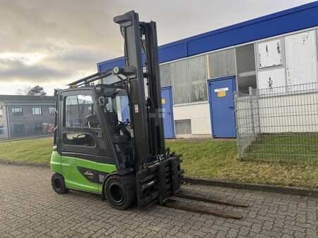 Elektro čtyřkolový VZV 2018  Linde E35L-01 387 (4)