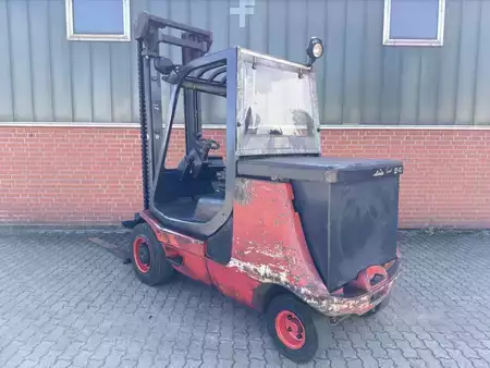 Elektro 4 Rad 2008  Linde E40P (3)