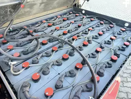 Elektro 4 Rad  Linde E40P (5)