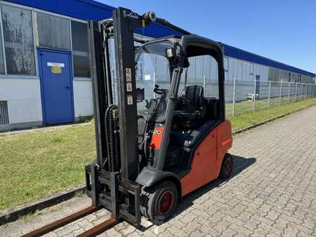 Treibgasstapler 2012  Linde H20T-01 391 (1)