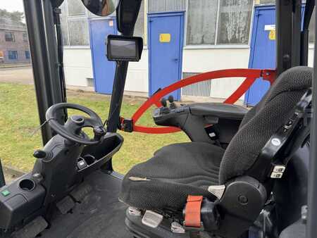 Gas gaffeltruck 2013  Linde H20T 392 (6)