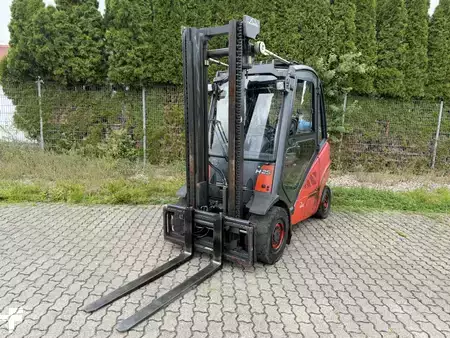 Carrelli elevatori GPL 2012  Linde H25T-01 (1)