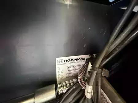 Carretilla retráctil 2022  Linde R17X-03 (5)