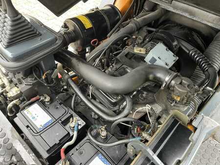 Carrelli elevatori GPL 1994  Still R70-30T (5)