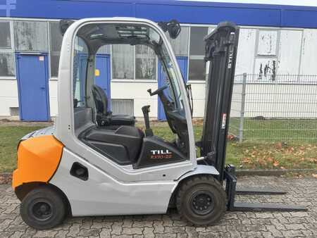 Carrelli elevatori diesel 2007  Still RX70-22 (6)