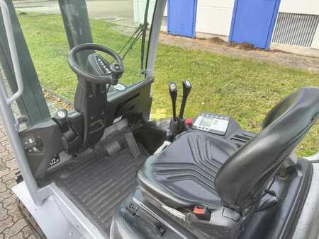 Carrelli elevatori diesel 2007  Still RX70-22 (7)