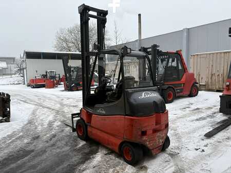 Elektro 4 Rad  Linde E30-03/600 (6)