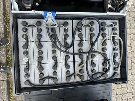Carrelli elettrici 3 ruote 2014  Unicarriers AG1N1L20Q (6)