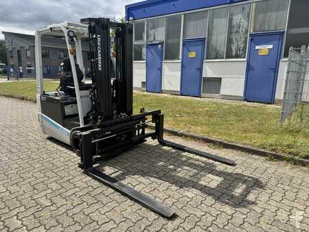 Carrelli elettrici 3 ruote 2014  Unicarriers AG1N1L20Q (9)