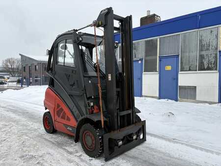 Treibgasstapler  Linde H40T-02 (9)