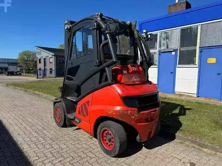Treibgasstapler 2019  Linde H40T-02 (3)