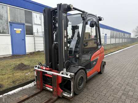 Carrelli elevatori GPL 2020  Linde H30T-01 (1)