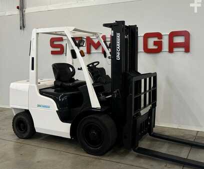 Petrol Forklift 2015  Unicarriers 10580  -  UG1F2A35J (2)