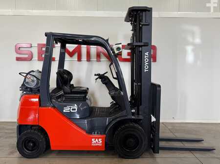 LPG VZV 2017  Toyota 10877 02-8FGF20 (2)