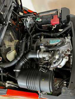 Chariots porte-conteneurs 2017  Toyota 10908 - 02-8FGF18 (6)