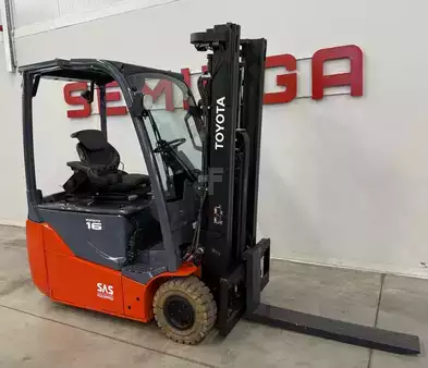 Manuseador de contentores 2019  Toyota 11046 - 8FBE16T (1)