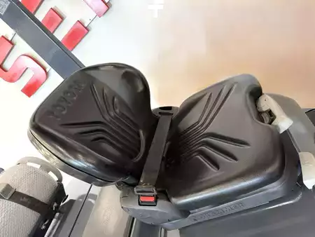 LPG Forklifts 2019  Toyota 11156 - 02-8FGF30 (6)