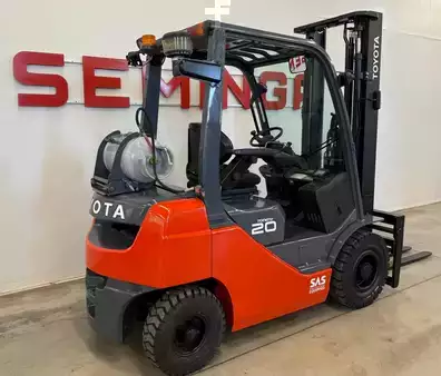 Gas gaffeltruck 2019  Toyota 11079 - 06-8FG20F (3)