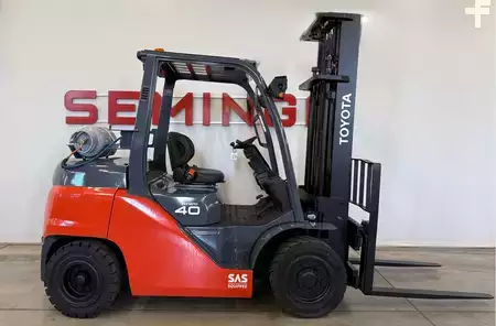 LPG VZV 2016  Toyota 11248 - 8FG40N8 (4)