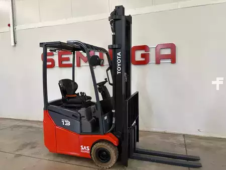 Electric - 3 wheels 2021  Toyota 11294 - 7FBEST13 (1)