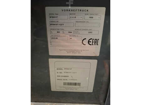 Eléctrica de 4 ruedas 2022  Toyota 8FBM18T (7)