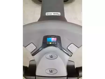 Transpallet elettrici 2022  BT LWE180 (8)