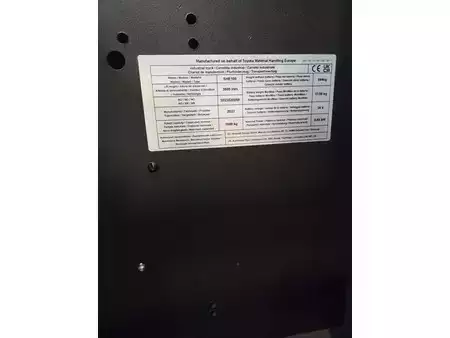 Apilador conductor incorporado 2023  BT SHE100 (4)
