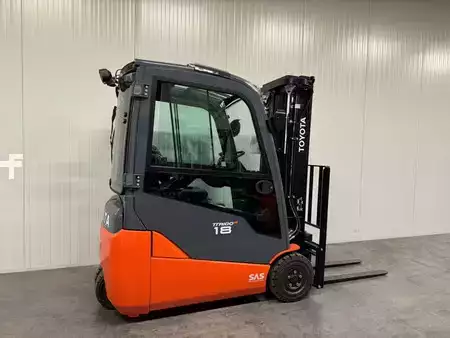 Elektro tříkolové VZV 2023  Toyota 8FBE18T (7)