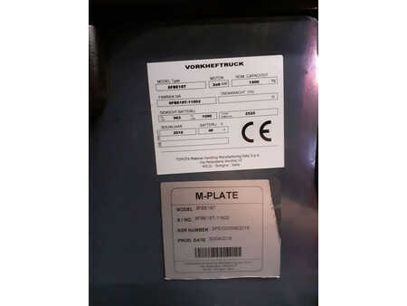 Carrelli elettrici 3 ruote 2018  Toyota 8FBET18 (16)