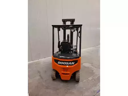 Elektrisk- 4 hjul 2017  Doosan B16X-7 (3)
