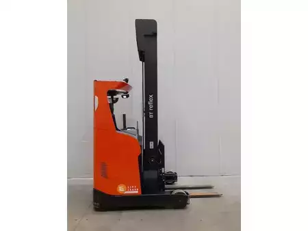 Skjutstativtruck 2018  BT RRE140H (1)