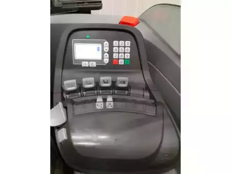 Skjutstativtruck 2018  BT RRE140H (8)