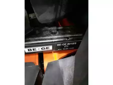 Skjutstativtruck 2018  BT RRE140H (11)