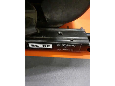 Tolóoszlopos targonca 2018  BT RRE160H (15)