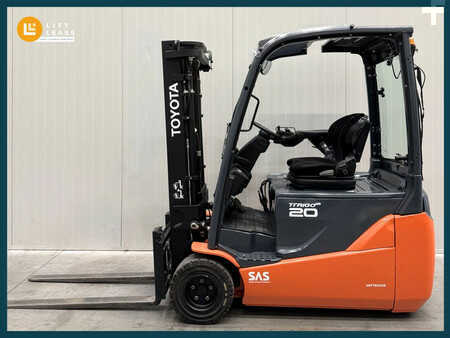 Carrelli elettrici 4 ruote 2017  Toyota 8FBE20T (1)