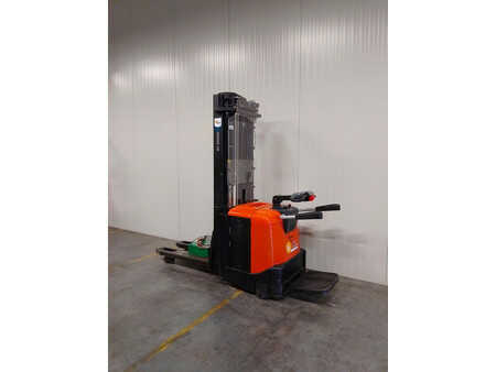 Stacker stå på 2015  BT SPE160L (3)