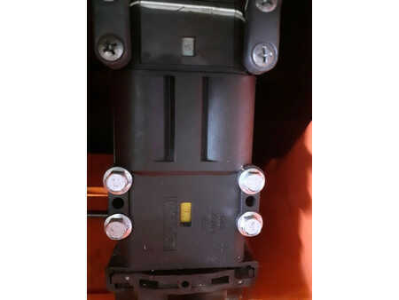 Elektro 4 Rad 2022  Toyota 8FBMT45 (26)