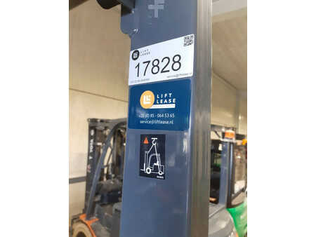 Elektro 4 Rad 2022  Toyota 8FBMT45 (28)