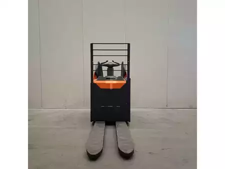 Electric Pallet Trucks  Toyota LPE220 Nieuw! (4)