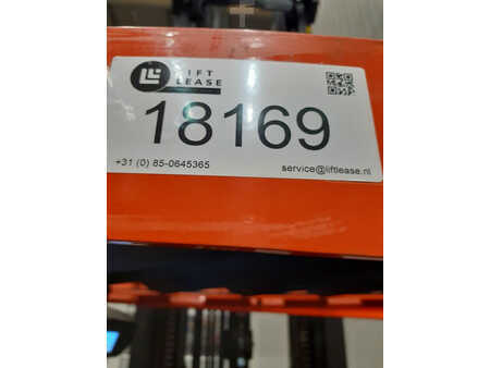 Tolóoszlopos targonca 2017  Toyota RRE140HE (16)