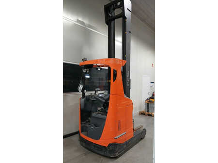 Tolóoszlopos targonca 2017  Toyota RRE140HE (2)