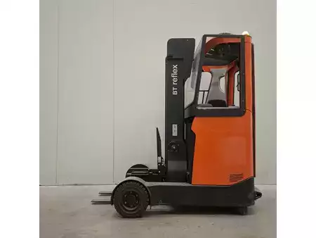 Carretilla retráctil 2018  Toyota RRE160HR (met buitenbanden) (2)