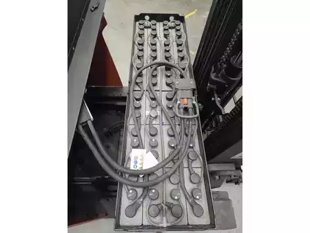 Carretilla retráctil 2018  Toyota RRE160HR (met buitenbanden) (6)