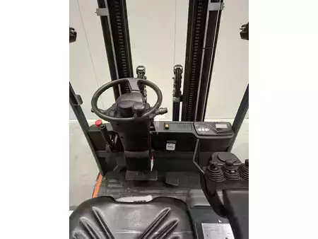 Elektro 3 Rad 2026  Toyota 7FBEST13 (5)