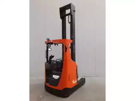 Carretilla retráctil 2018  Toyota RRE160H (4)