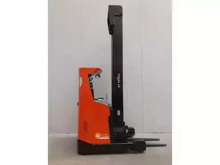 Carretilla retráctil 2018  Toyota RRE160H (5)